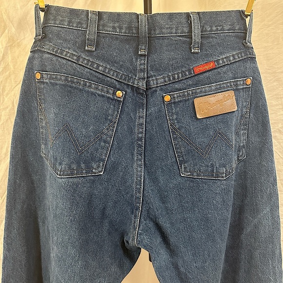 Cowboy Cut Wrangler Jeans - Picture 2 of 6